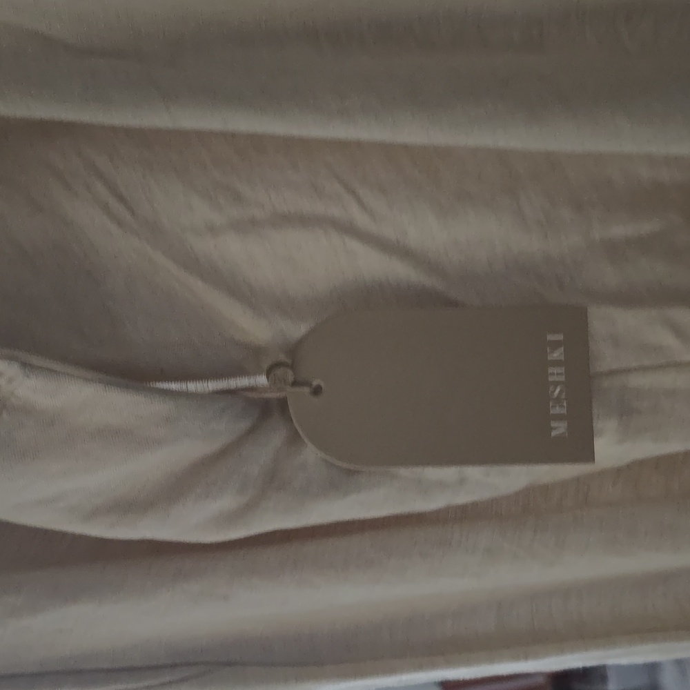 Meshki Linen Halter Jumpsuit NWT - Picture 10 of 12